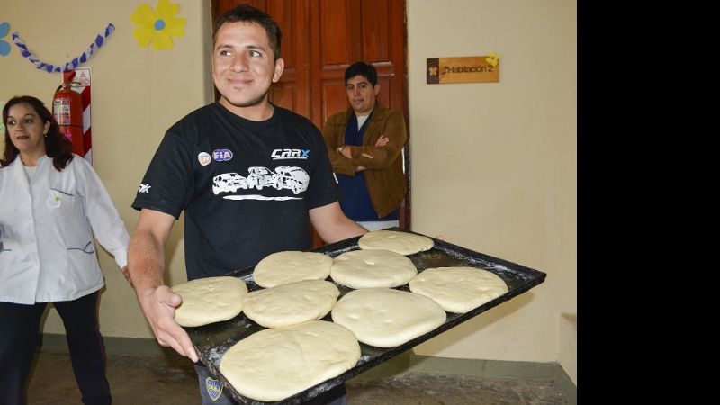 Miembros de UICA apadrinarán a La Sala y los jovenes en recuperación