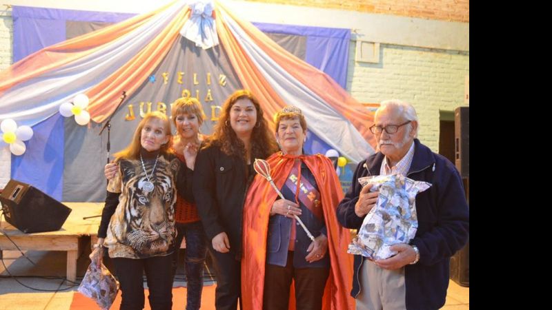 Jubilados de Valle Viejo celebraron a pleno su día