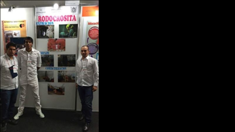 Alumnos andalgalenses en la Feria de Ciencias