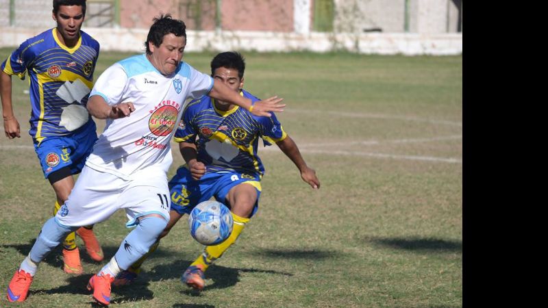 A puro gol, Parque Daza venció 4-2 a Ferro, y San Lorenzo 4-3 a Rivadavia