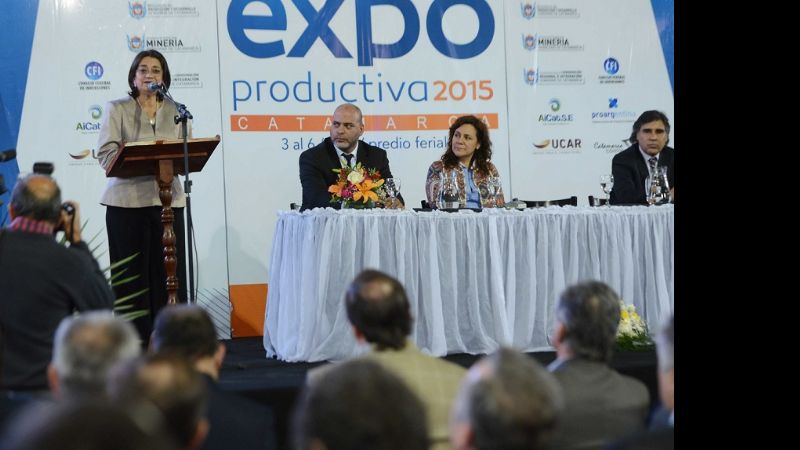 La Gobernadora inauguró la Expo Productiva 2015