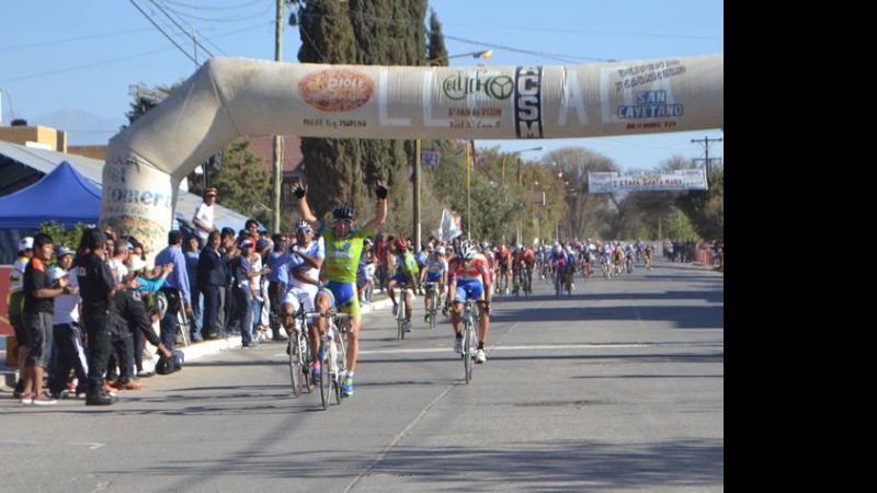 Cerna dueño de la 1ra. etapa en Santa María