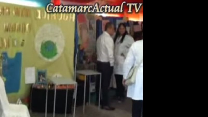 Alumnos de la escuela de las 1000 Viviendas en la Expoambiente