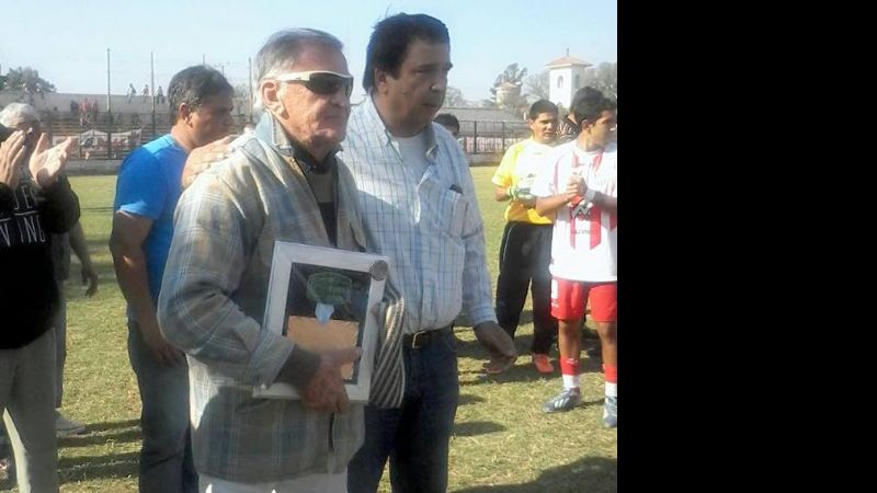 Villa Cubas goleó 3-0 a San Lorenzo, que “abandonó”