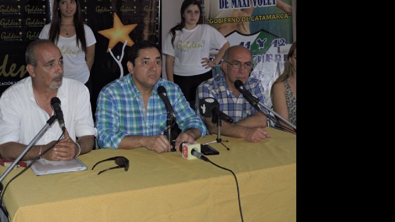 Presentaron Torneo Nacional de Maxi Voley