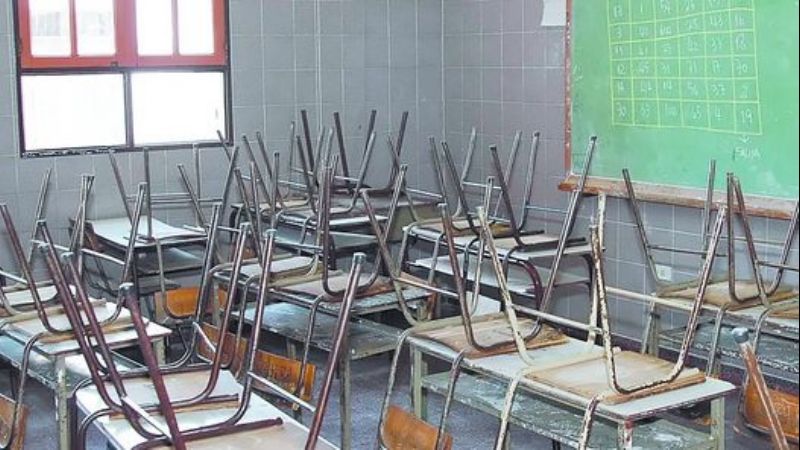 Docentes suplentes irán a las aulas los días de paro