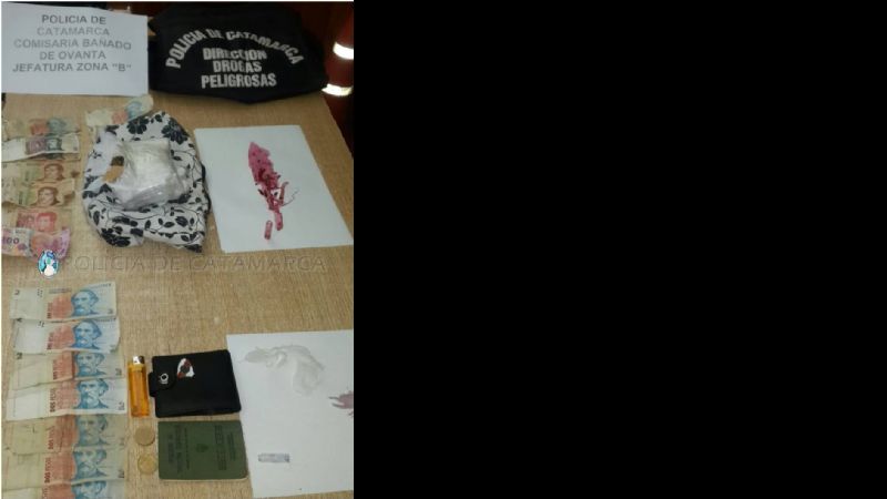 Transportaban droga en el colectivo y terminaron presos