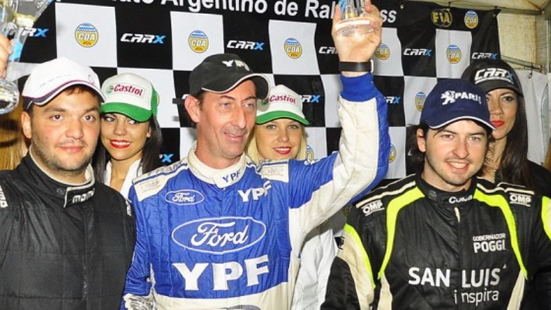 Villagra y Monarca, ganadores del Rallycross ante 30 mil personas