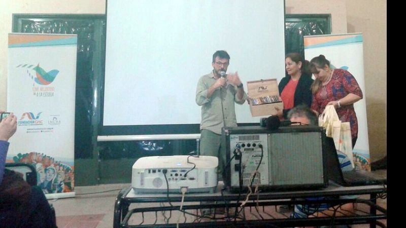 Cine Móvil con proyecciones en Recreo, Red Star y las 1000 VV