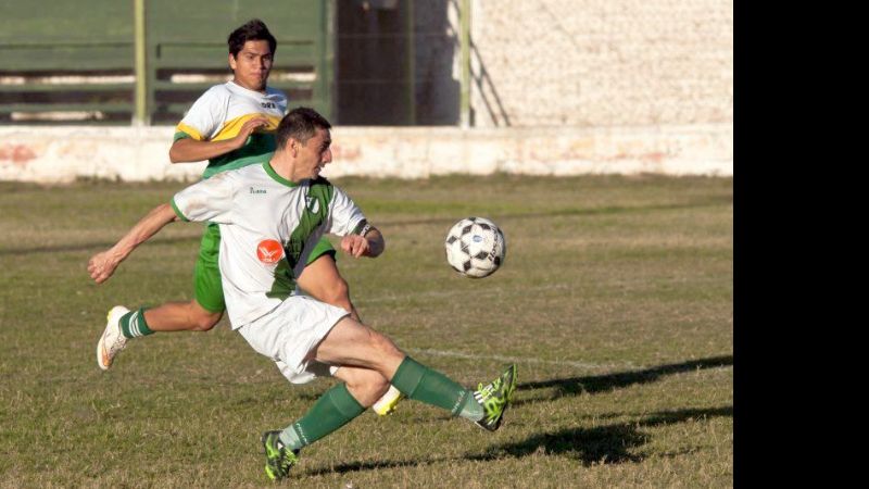 Empate “Defe”-“Santo” y triunfo de Policial cerrando la 9na.