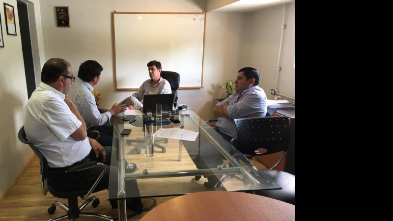 Senadores plantearon necesidades de obras al ministro Dalla Lasta