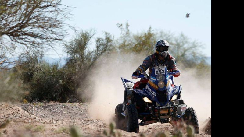Los Patronelli "palo y palo" y Al Attiyah superó a los Peugeot