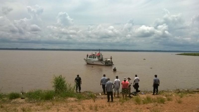 Hallan muerto a un hombre encadenado y con una mochila con piedras