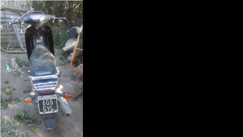 Recuperan moto robada