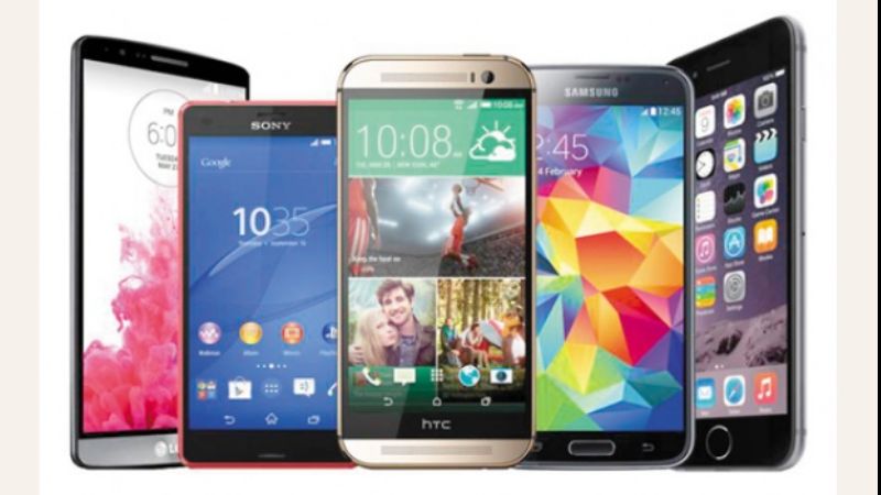 El Gobierno evalúa reducir los aranceles a la importación de teléfonos celulares