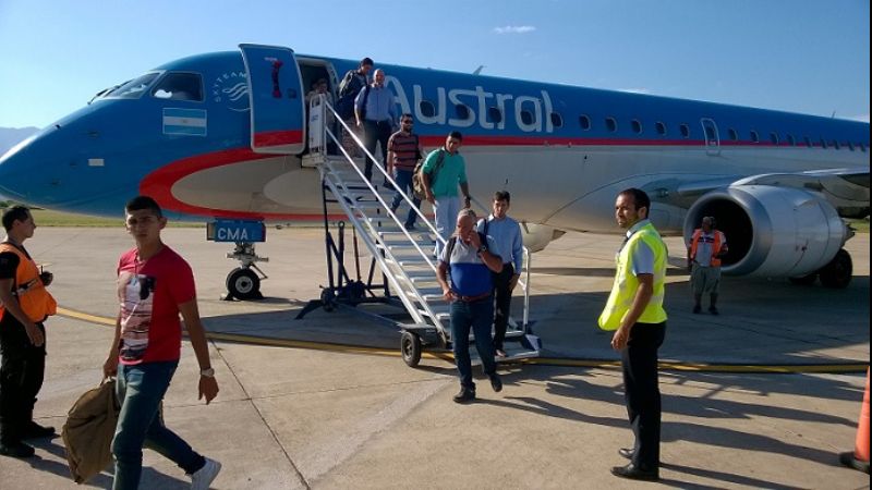 Pánico en vuelo con catamarqueños a bordo