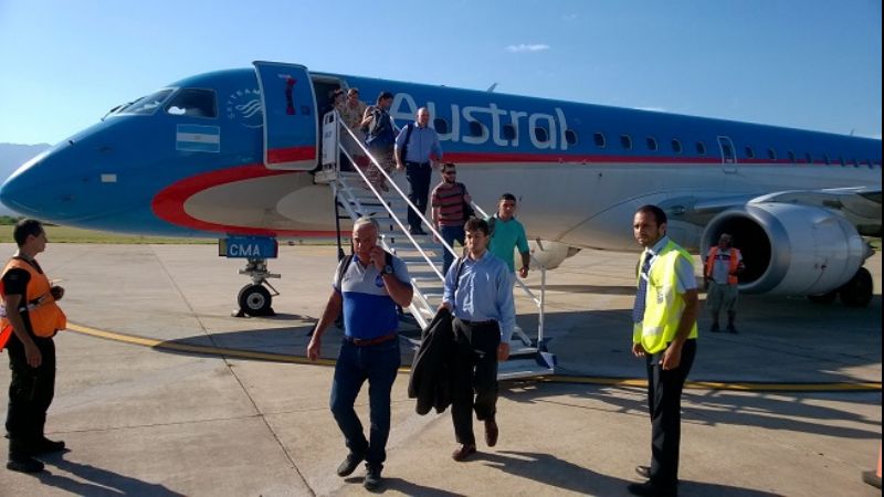 Pánico en vuelo con catamarqueños a bordo