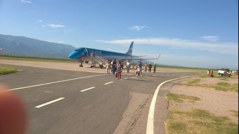 Pánico en vuelo con catamarqueños a bordo