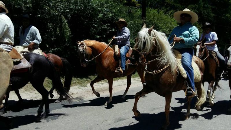 La  “Cabalgata ‘Beto’ Natella” fue un auténtico acontecimiento social