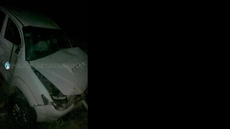 Camioneta del municipio de Antofagasta de la Sierra cayó a un precipicio