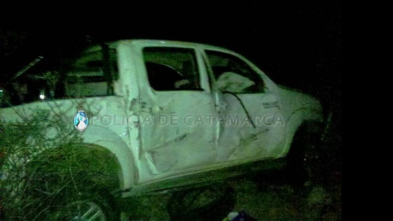 Camioneta del municipio de Antofagasta de la Sierra cayó a un precipicio