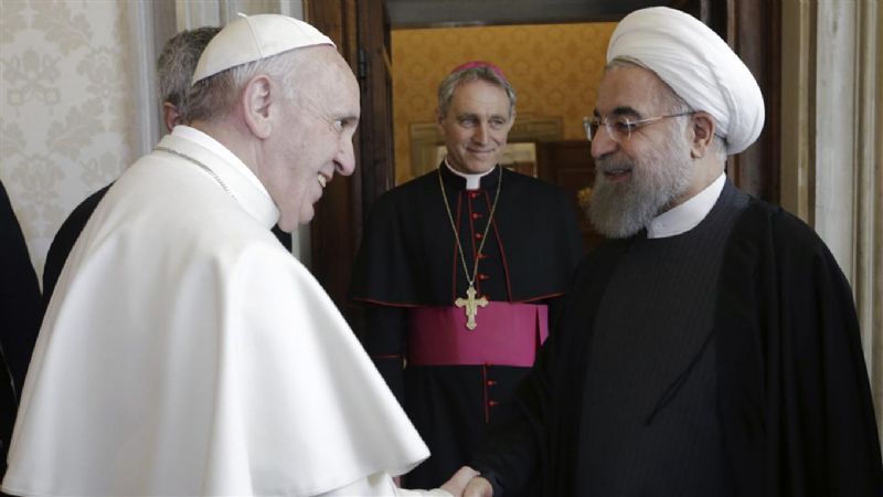 "Agradezco su visita, y espero por la paz", le dijo el Papa a Rohani