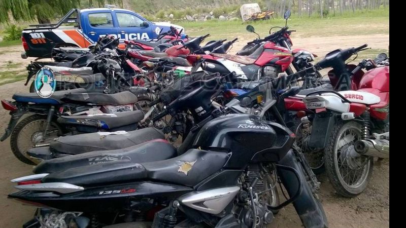 En Aconquija, secuestran 20 motos que tenían requerimiento judicial de Tucumán