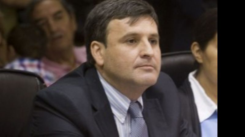 “Que se queden tranquilos, no vamos a llevar al ministro de Gobierno a la Corte”