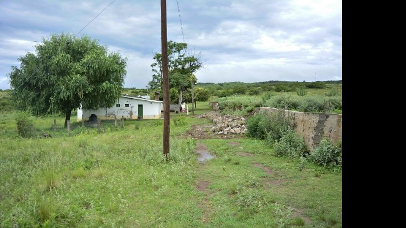 Escuela de ipizca bajo el lodo‏