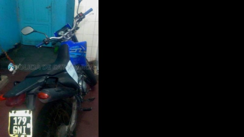 Recuperan una motocicleta sustraída en la zona oeste de la Capital