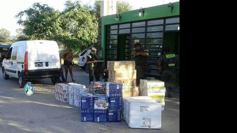 Secuestran elementos en un puesto caminero