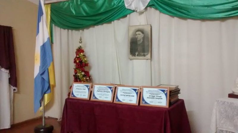 Distinción a “Personajes Destacados” de La Paz