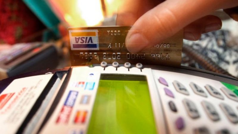 Prorrogaron la devolución de 5 puntos del IVA en compras con tarjeta de débito