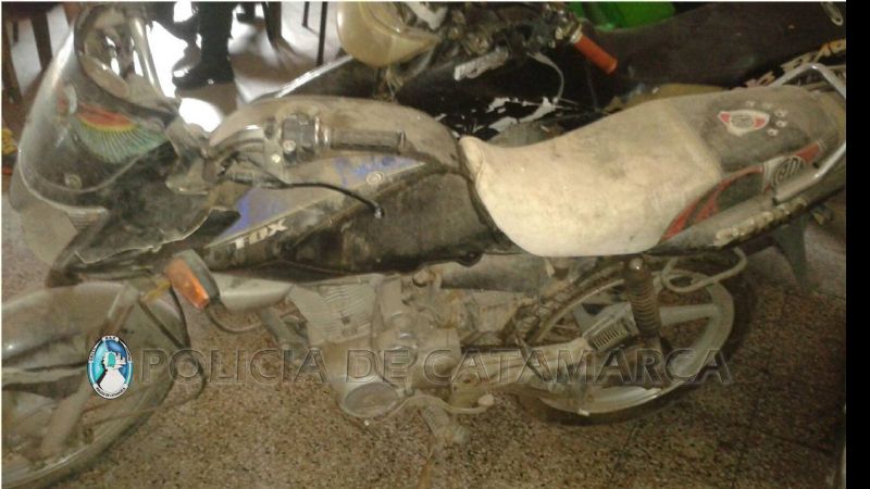Secuestran tres motocicletas en Paclín