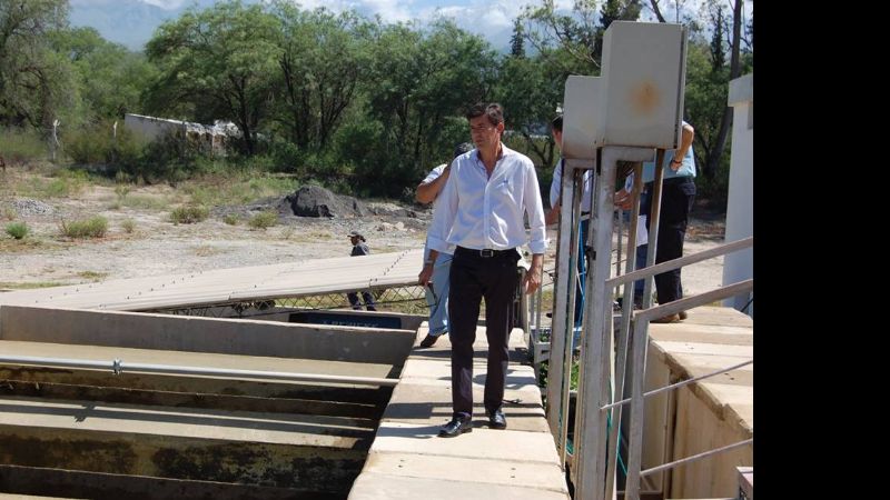 Buscan soluciones en la planta potabilizadora de agua y de tratamientos cloacales de Andalgalá