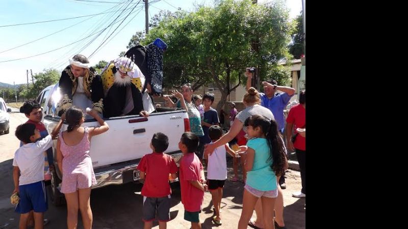 Los Reyes Magos “pasaron” por Fray Mamerto Esquiú