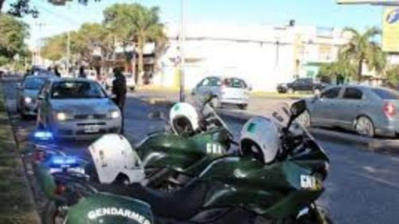 Gendarme herido en supuesto tiroteo con los prófugos del triple crimen