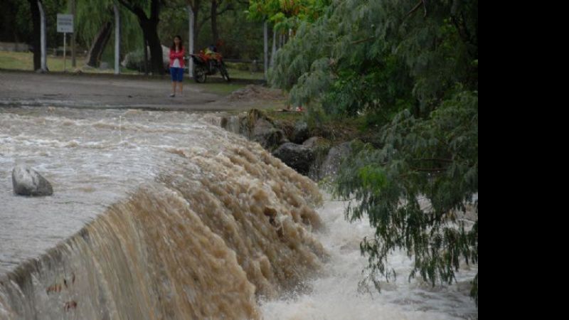 El Portezuelo, intransitable, y localidades aisladas