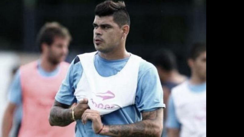 Bou no viajó a Mar del Plata y pide mejorar su contrato