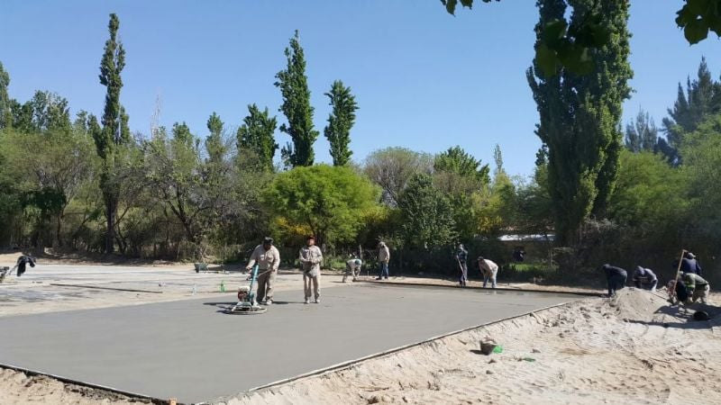 “Estoy feliz de haber hecho realidad este proyecto de la escuela de Famatanca”