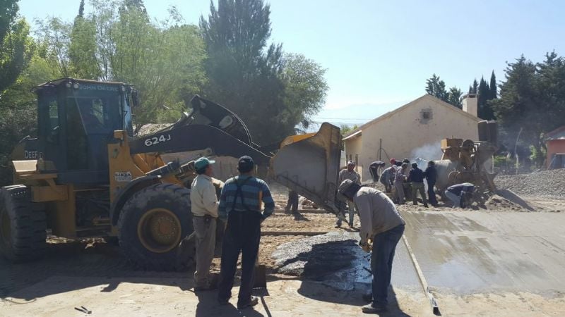 “Estoy feliz de haber hecho realidad este proyecto de la escuela de Famatanca”