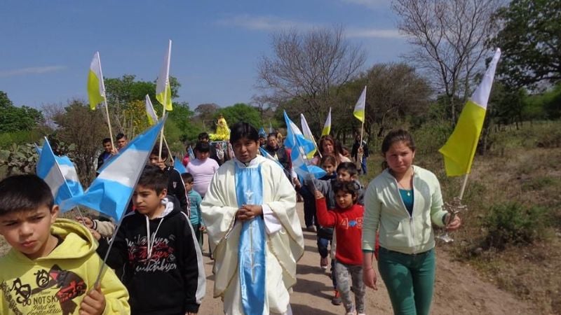 Celebran a la Virgen en las advocaciones de la Merced y del Rosario en El Alto
