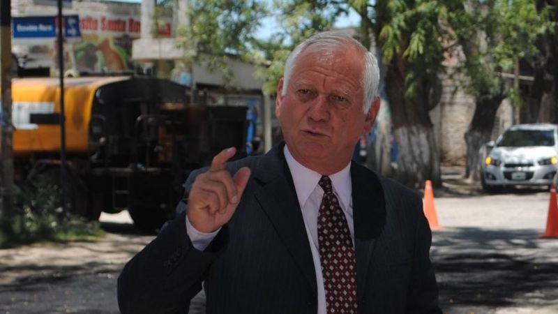 No aclares que oscurece