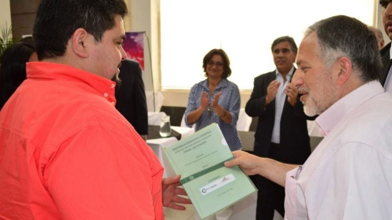 Gutiérrez acompañó la entrega de los PRODERI