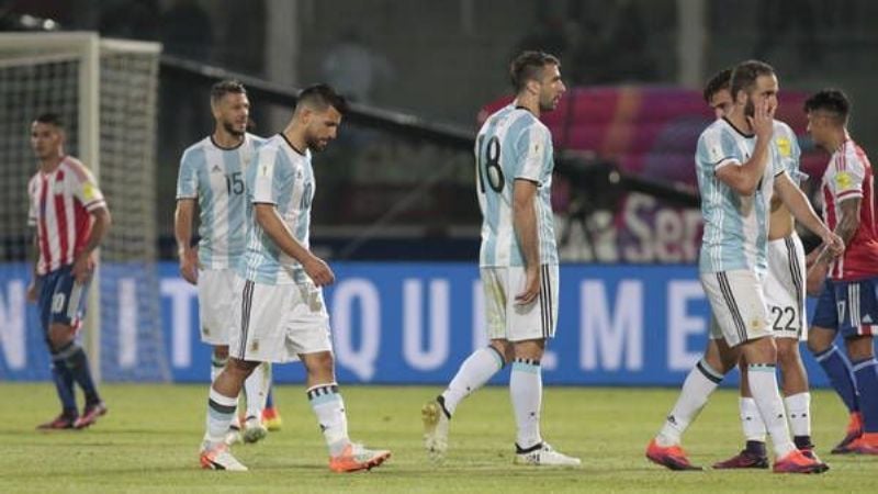Argentina volvió a decepcionar y perdió ante Paraguay