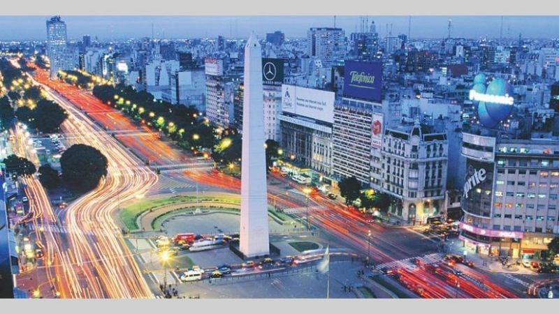 Por primera vez en 17 meses, volvió a crecer el arribo de extranjeros