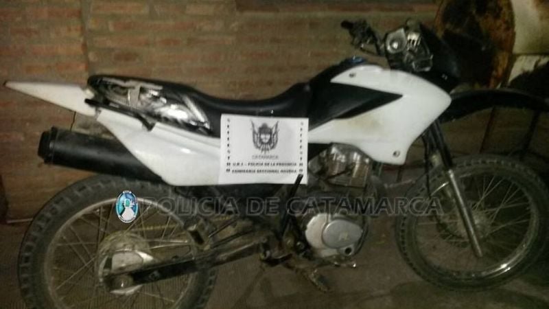 Detienen a un hombre que le robó la moto a su ex