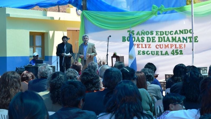 La Escuela N°452 de Toro Yaco festejó sus bodas de diamantes