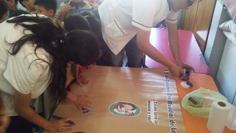 Actividades por el día mundial del lavado de manos en FME