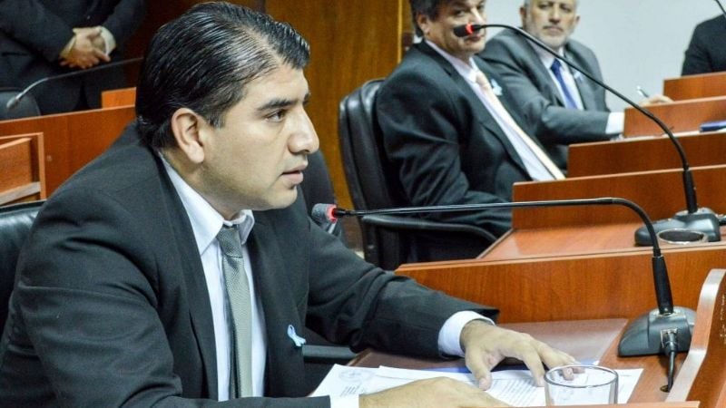 Piden la repavimentación de caminos de Paclín